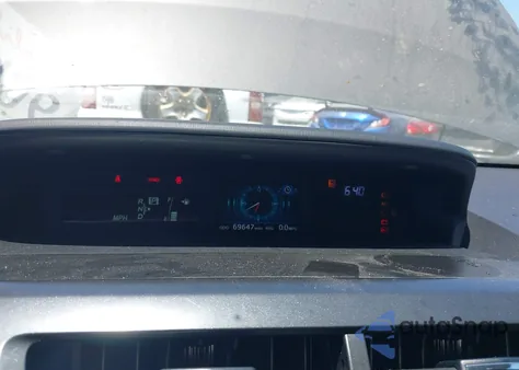 2015 Toyota Prius V Four из США, поврежденный, VIN JTDZN3EU1FJ036448